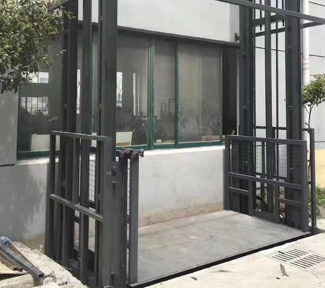 普洱导轨式施工升降机助力民生工程提速增效